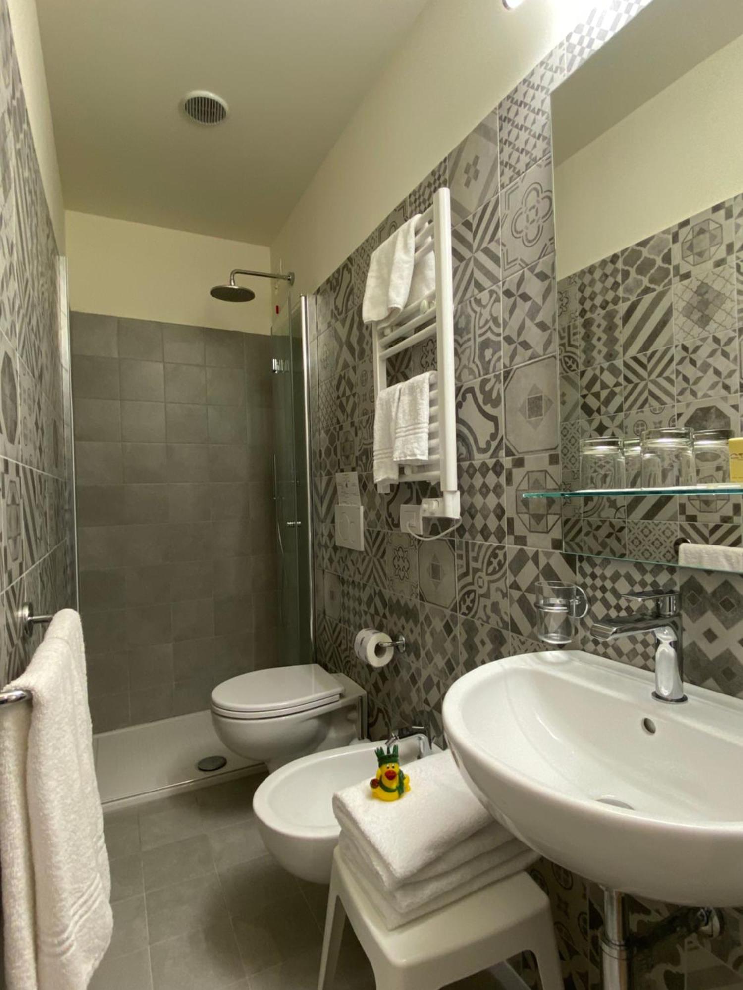 Hotel Eletto Sanremo Zimmer foto