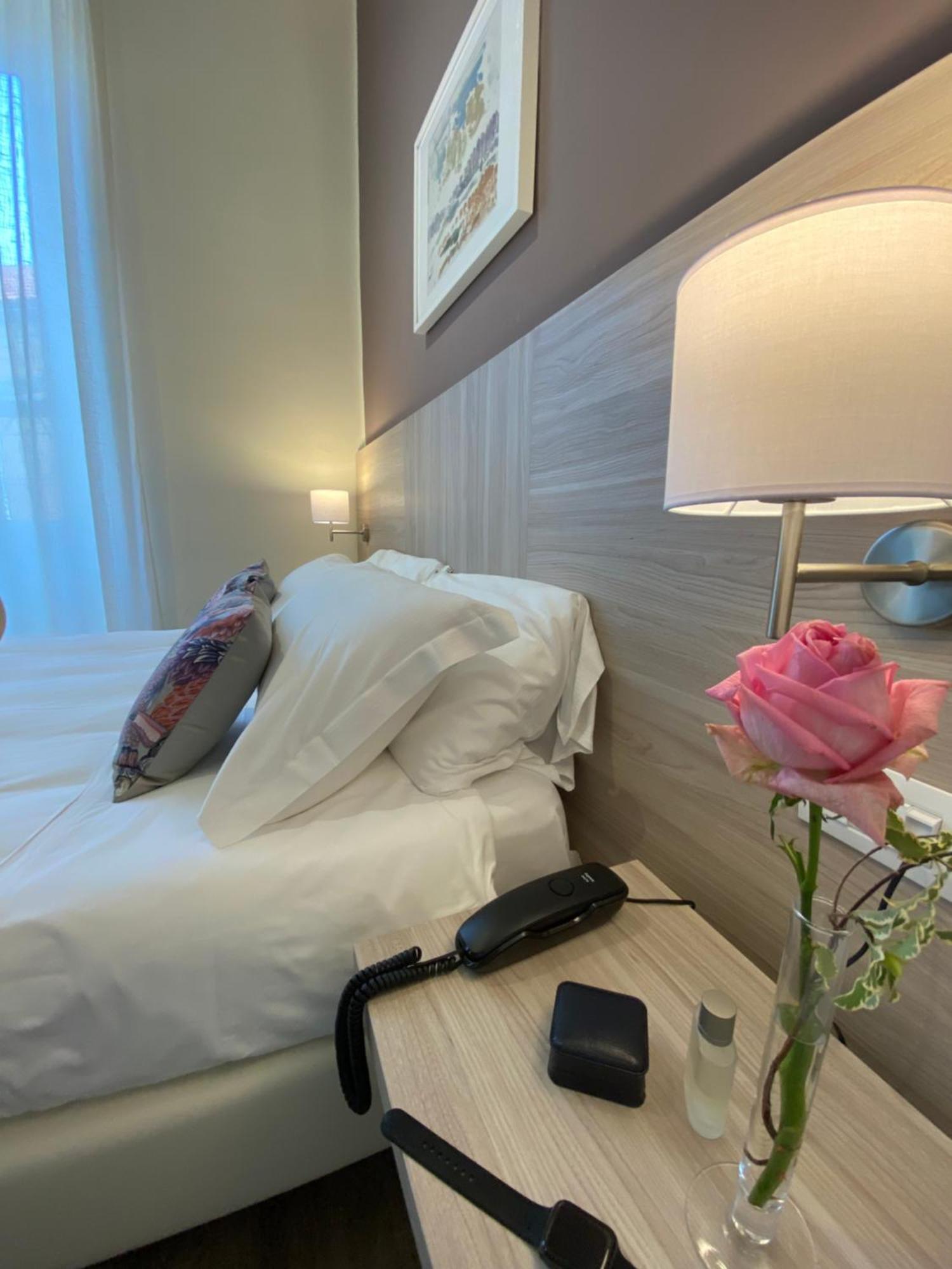 Hotel Eletto Sanremo Zimmer foto